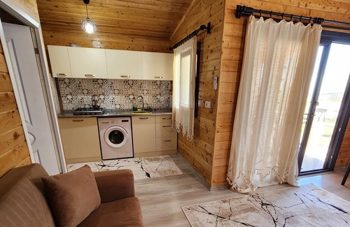 Demre Casa | Quiet, peaceful tree house by the sea. Apartment, bungalow