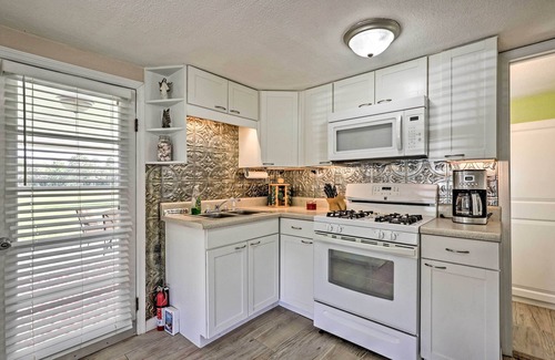 Crescent City Casa | Quiet Pomona Park Rural Home Near St Johns River!