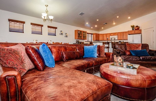 Tucson Casa | Quiet, private, fully stocked stocked home in Tucson AZ