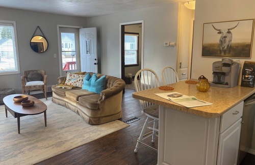 Green Bay Casa | Quiet property on dead-end street in a historic neighborhood nearby parks and walking trails