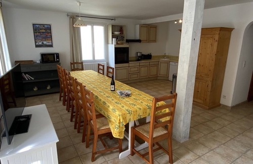 Seguret Casa | Quiet property with a private heated Pool near a touristic village in Provence