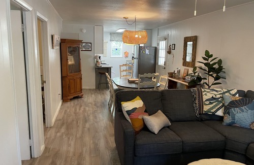 Tranquil Harbour Cabaña | Quiet, Quaint, and Close to the Beach!