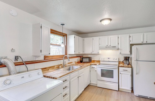 Rapid City Apartamento | Quiet Rapid City Getaway - Near Dinosaur Park!