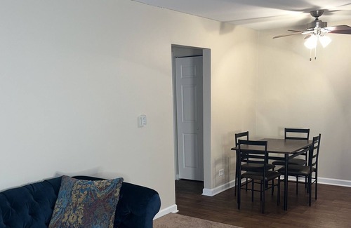 Downers Grove Apartamento | Quiet relaxing get away