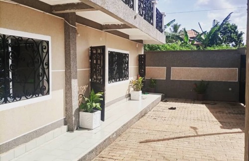 Yaounde Apartamento | Quiet residence ideal for families, close to all amenities