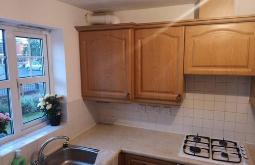 Manchester Casa | Quiet Residential Area, Within Easy Reach to Town