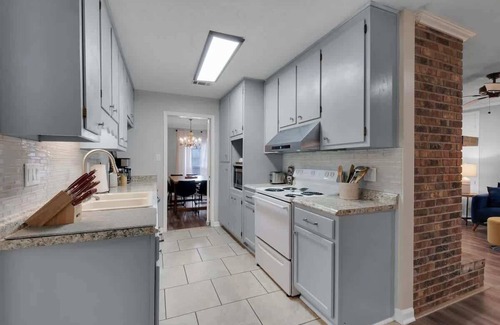 Northeast Pensacola Casa | Quiet Retreat | Close to Dwntn PNS & Beachs
