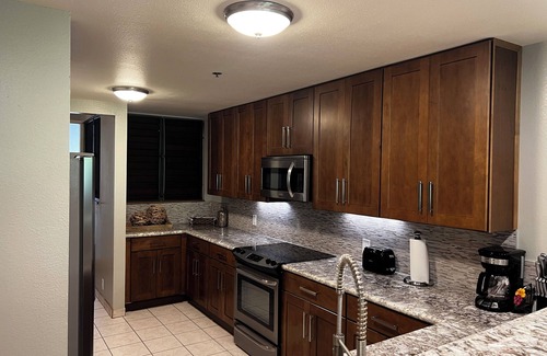 Kahana Villa | Quiet Retreat Largest 2/2 Villa sleeps 6 Maui’s Best Beach!
