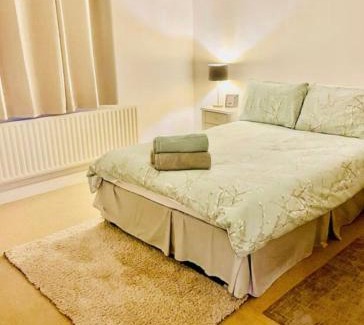 Wexford Casa | Quiet Room in Wexford with Local Charm