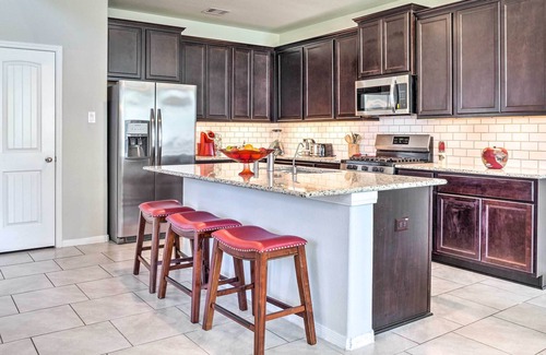 Rosenberg Casa | Quiet Rosenberg Home w/ Yard < 4 Mi to Dtwn
