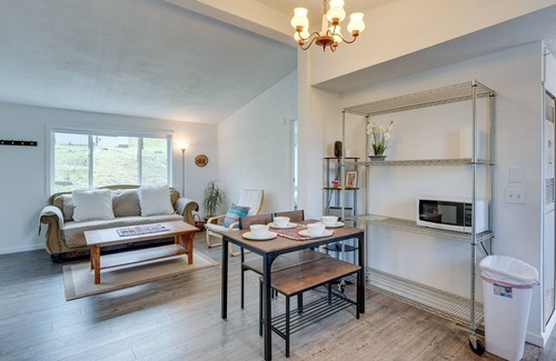 Penn Valley Casa | Quiet Rough and Ready Vacation Home w/ Deck!