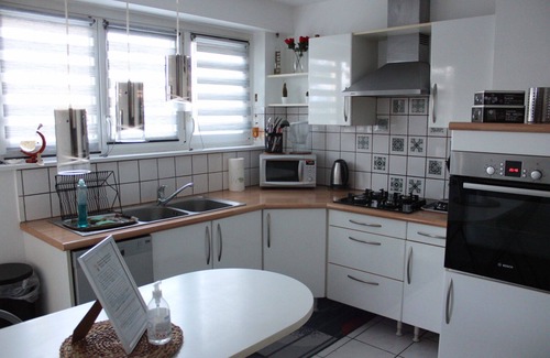 Illzach Apartamento | Quiet, spacious F4 for families or professionals with private parking