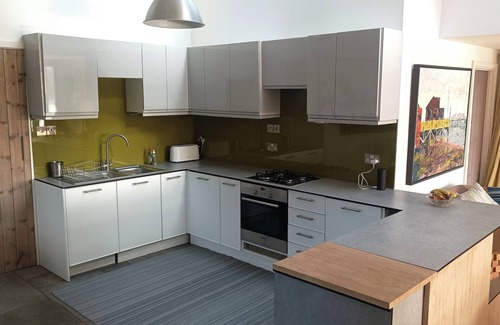 Norwich Casa | Quiet spacious open plan studio bungalow in the heart of Norfolk countryside.
