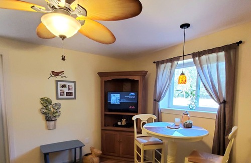 Fairhope Apartamento | Quiet Studio just outside city limits on private 1.5 acres