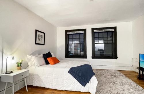 Downtown Des Moines Apartamento | Quiet Studio On Grand - Downtown Dsm!