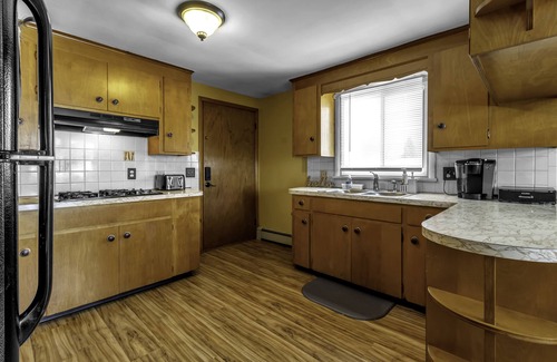Depew Apartamento | Tranquila casa suburbana a 10 minutos del aeropuerto / 25 min de las Cataratas del Niágara