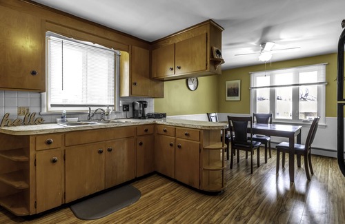Depew Apartamento | Tranquila casa suburbana a 10 minutos del aeropuerto / 25 min de las Cataratas del Niágara