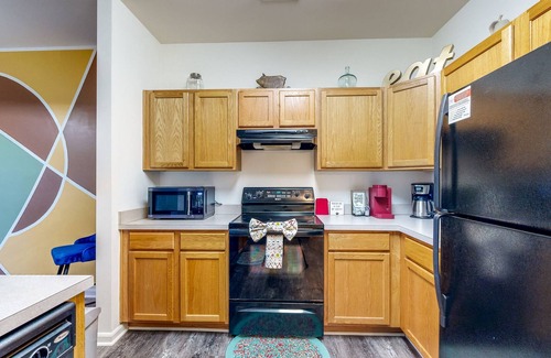 Fruitland Casa | Quiet Townhome with Full Kitchen, Private Washer/Dryer, WiFi & Central AC