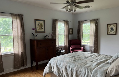 Lexington Casa | Quiet Two Bedroom House