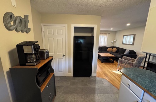 Hudson Casa | Quiet updated townhome in Hudson