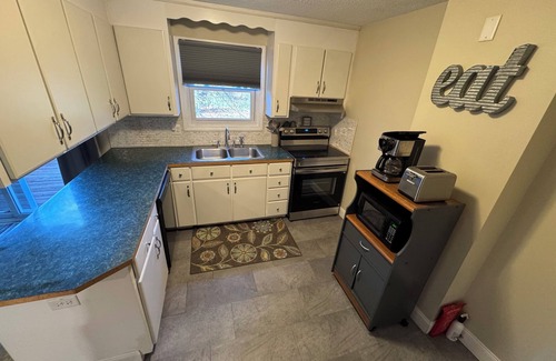 Hudson Casa | Quiet updated townhome in Hudson