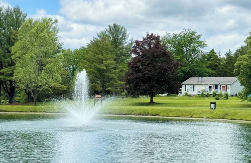 Athens Casa | Quiet Upstate Escape by the Pond – Nature & Serenity Await