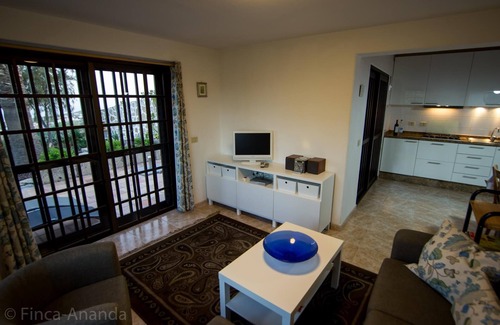 Granadilla de Abona Casa | Quiet vacation home with a great view