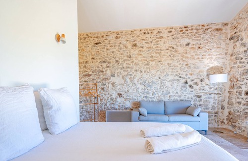 Sault Cama Y Desayuno | Quiet Vaucluse bed and breakfast