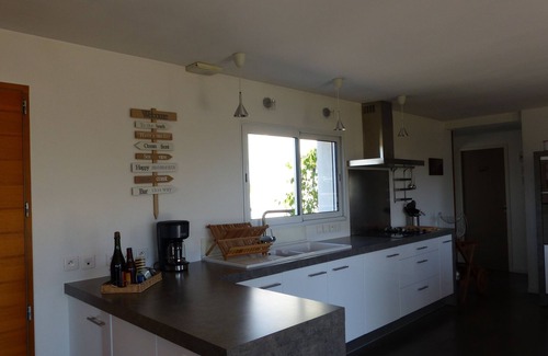 Treffiagat Villa | Quiet villa with sea view
