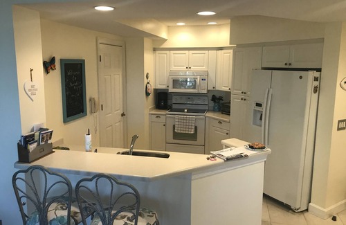 Burnt Store Condominio | Quiet Waterfront Florida Condo