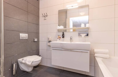 Kamperland Hotel | Quiet Wellness Getaway | Spa, Pool & Relaxing Beach Escape | Free Parking