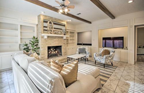 Memorial Casa | Quiet West Houston Home with Patio, Walk to Shops!