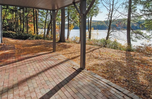 Wolfeboro Cabaña | NUEVO EN EL MERCADO: Quiet Wolfeboro Lakefront Getaway