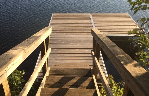 Wolfeboro Cabaña | NUEVO EN EL MERCADO: Quiet Wolfeboro Lakefront Getaway