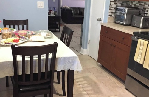 Port Saint Lucie Casa | Quiet Your Mind and Relax with Family-Friendly Near Beaches and Simply Beautiful