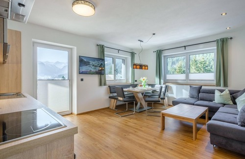 Untertauern Apartamento | Quietly located property with balcony