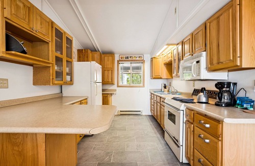 Jacksonport Cabina | Quietside Lakefront Cabin in Jacksonport - Updated in 2024!