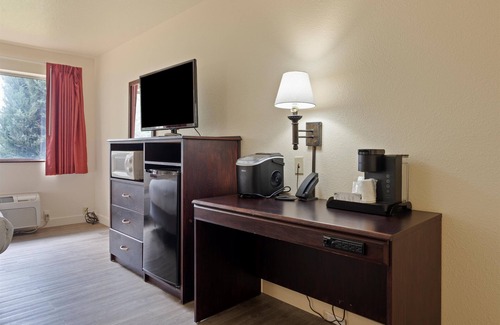 Quincy Hotel | Quincy INN and Suites