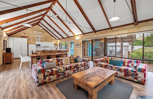 Quindalup Casa | Pine Escape Dunsborough