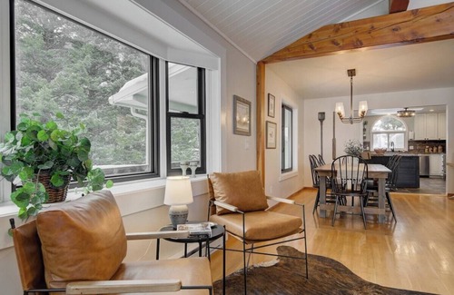 Bozeman Casa | Quinn Peaks Retreat House with a hot tub!