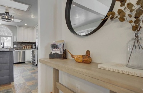 Bozeman Casa | Quinn Peaks Retreat House with a hot tub!
