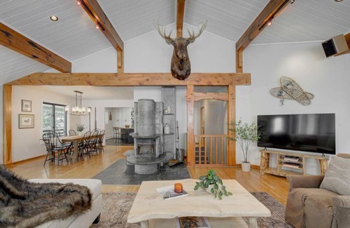 Bozeman Casa | Quinn Peaks Retreat House
