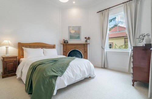 Armidale Casa | Quinn's Cottage - Central Armidale
