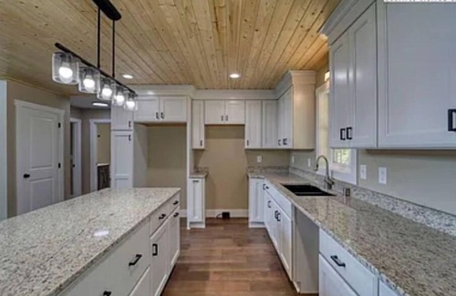 Todd Casa | Quint little 1920’s farmhouse 10 minutes from west Jefferson in historic Todd NC