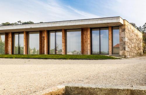 Moncao Cabina | Quinta da Torre - Anselmo Mendes