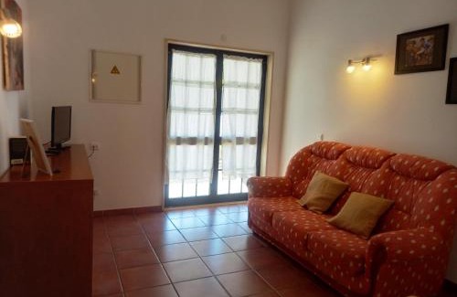 Alfarrobeira Casa | Quinta das AVES - Apartamento T2 com Piscina Comum