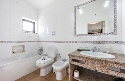 Alfarrobeira Casa | Quinta das AVES - Double Bedroom 1