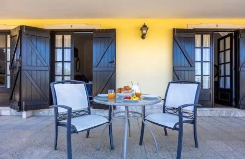 Alfarrobeira Casa | Quinta das AVES - Double Bedroom 1