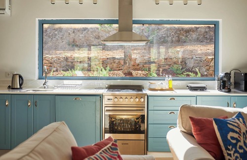 Armamar Cabaña | Quinta do Cedro Azul (pintahouse.com)