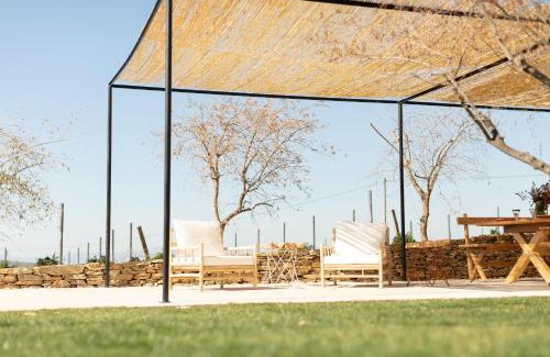 Queimada Casa | Quinta do Olival Loft Farmhouse in Douro Valley
